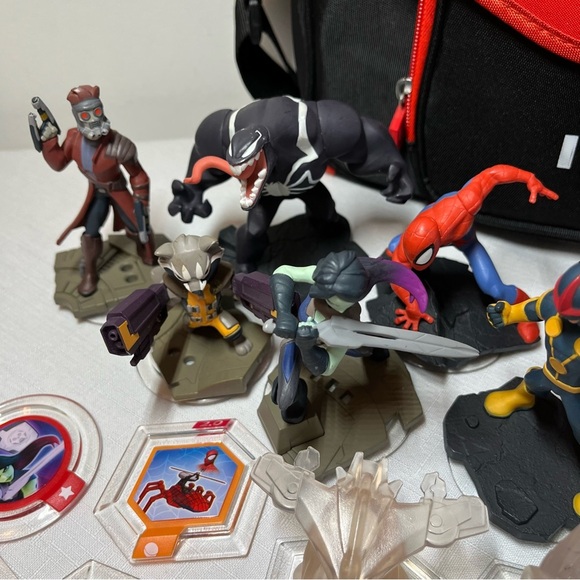 Disney Infinity 2.0 Figures with Bag. 14 characters. 15 discs. Collection - Picture 4 of 8
